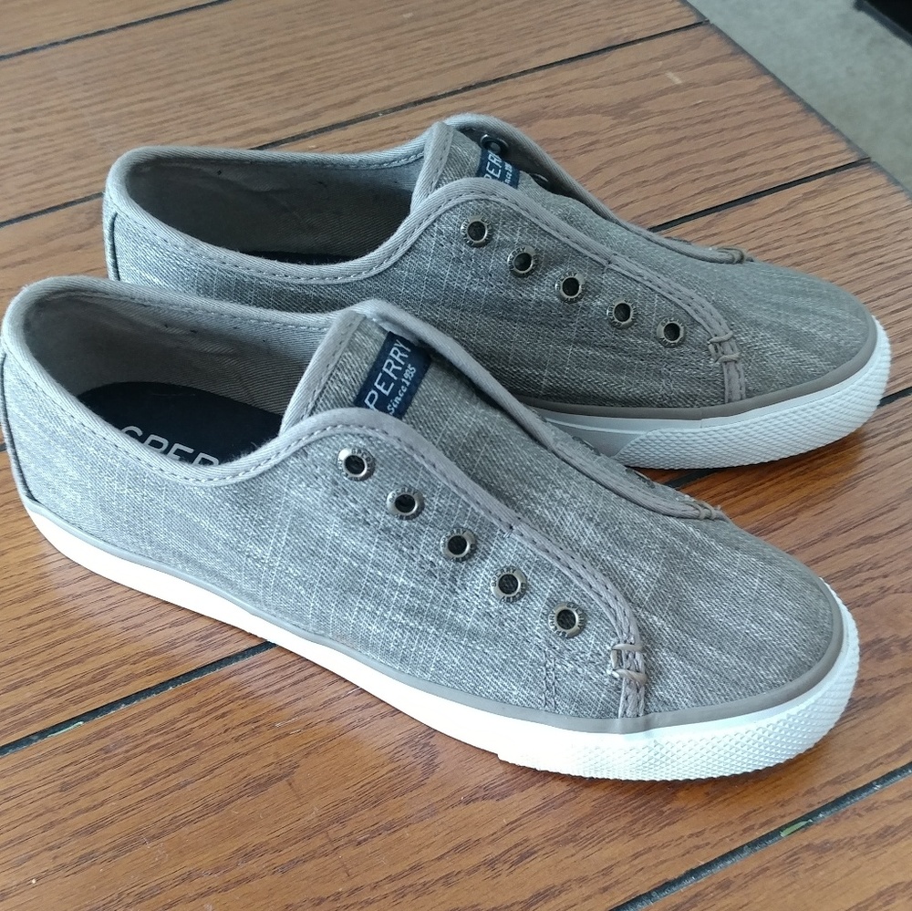 Sperry Crest Linen CVO
